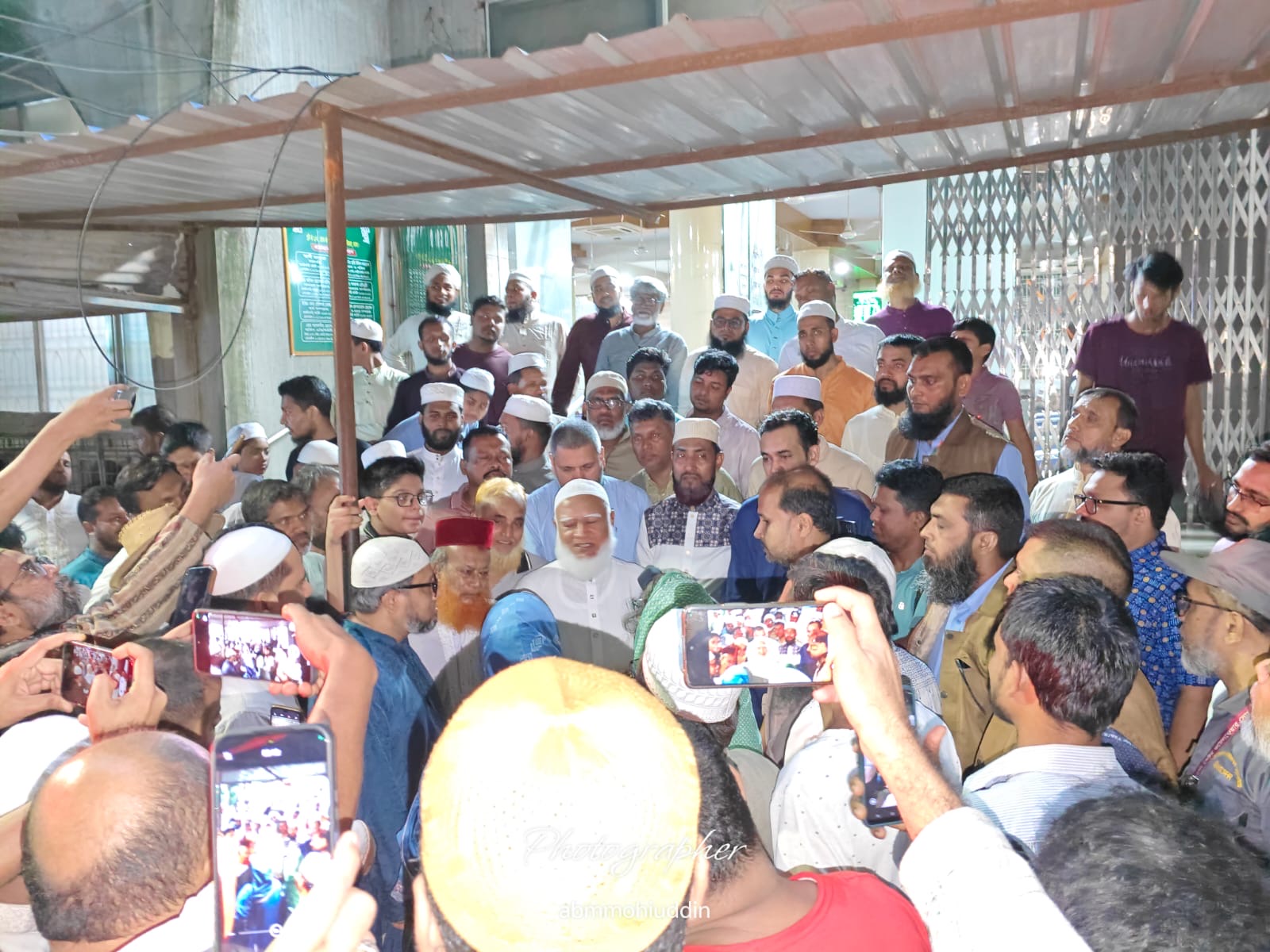 উত্তরায় কবি আল মুজাহিদীর দ্বিতীয় জানাজা অনুষ্ঠিত
