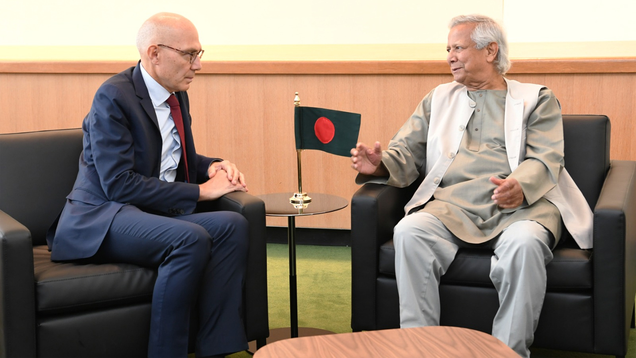 নির্বাচনে ভুয়া তথ্য মোকাবিলায় জাতিসংঘের সহায়তা চাইলেন প্রধান উপদেষ্টা