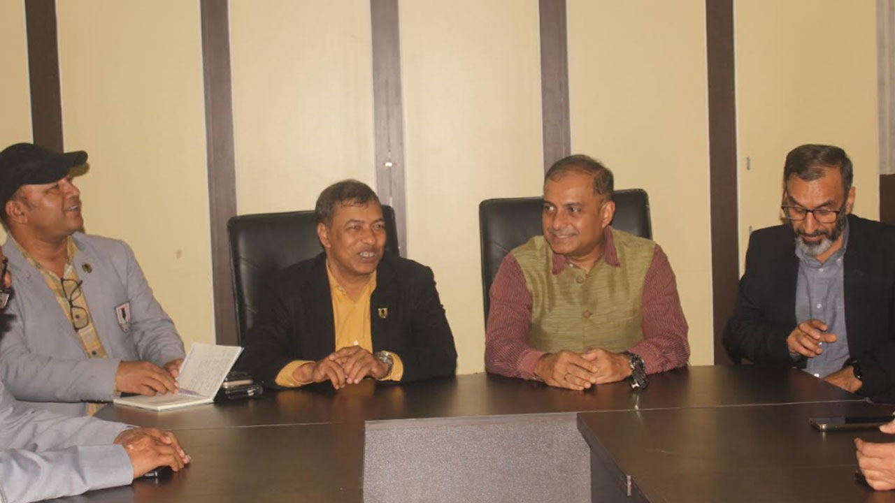 দ্রুতই স্বাভাবিক হবে ভারতীয় ভিসা প্রক্রিয়া : ভারতীয় সহকারী হাই কমিশনার - প্রভাতী নিউজ 