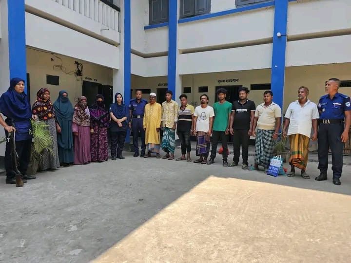 চৌগাছায় পুলিশের বিশেষ অভিযানে  গ্রেফতার ১৩ - প্রভাতী নিউজ  - অপরাধ