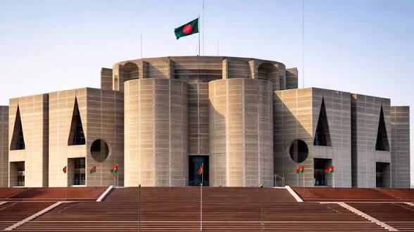 নাশকতার আশঙ্কা: জাতীয় সংসদসহ গুরুত্বপূর্ণ স্থাপনায় সর্বোচ্চ সতর্কতা - প্রভাতী নিউজ 