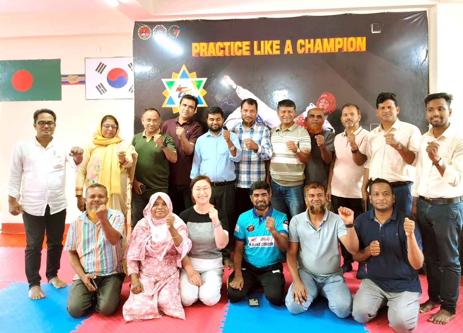 স্কুল-মাদ্রাসায় তায়কোয়ান্দো যুক্ত, রাজশাহীতে ফ্রি প্রশিক্ষণ উদ্যোগ - প্রভাতী নিউজ  - সারাদেশ