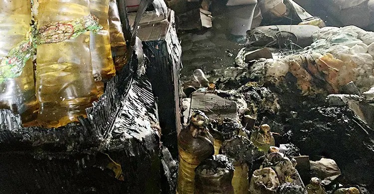 পবার টিসিবি গুদামে আগুন, পুড়েছে তেল-ডাল-চিনিসহ বিপুল পণ্য - প্রভাতী নিউজ  - সারাদেশ